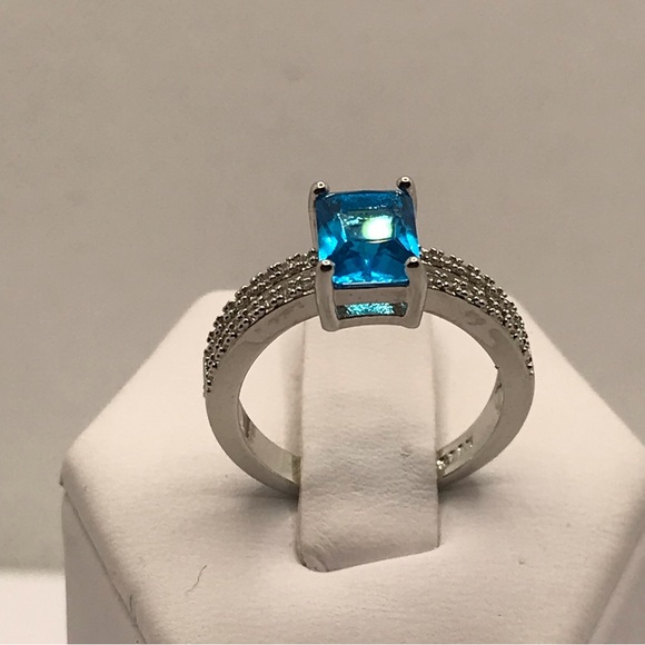 SKYLAR AQUAMARINE EMERALD CUT BRIDAL WEDDING RING - Picture 3 of 8